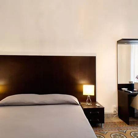 Bed & Breakfast El Dorado Colosseum Řím