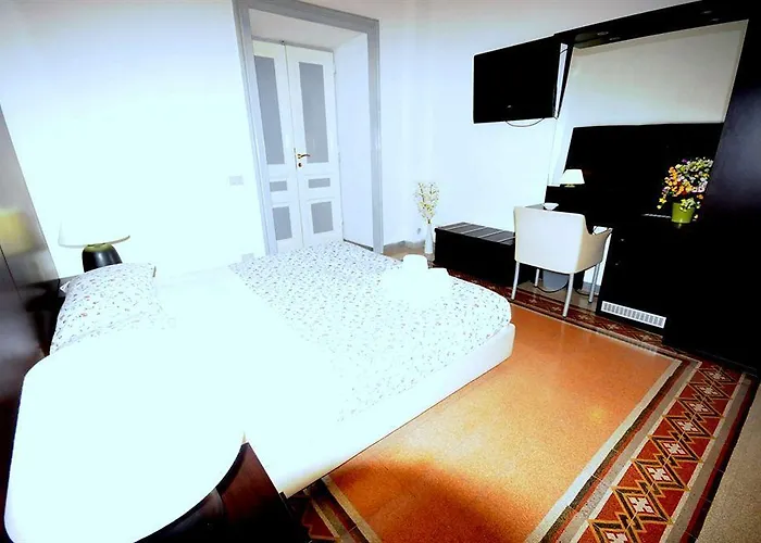 El Dorado Colosseum Panzió 4*